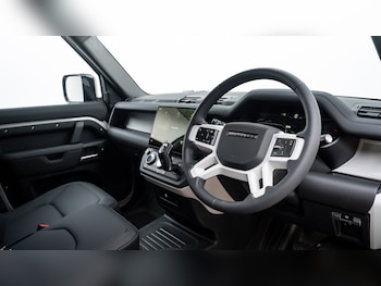 Used Land Rover Defender 2026 for sale - 78450311: Photo