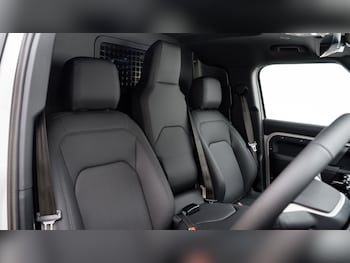 Used Land Rover Defender 2026 for sale - 78450311: Photo
