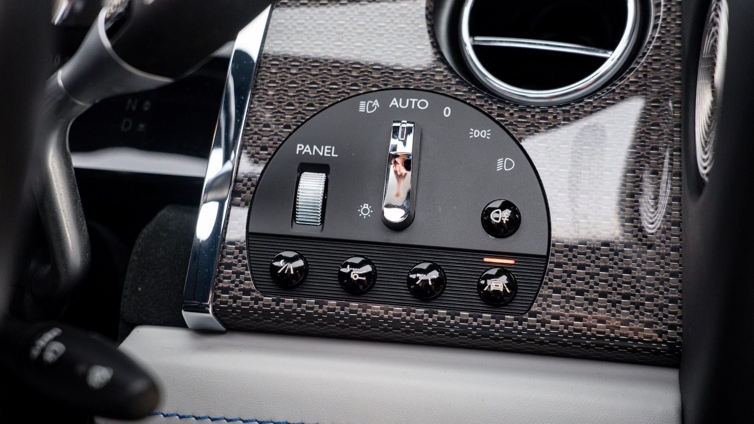 Used Rolls-Royce Silver Dawn 2019 for sale - 76984096: Photo 30