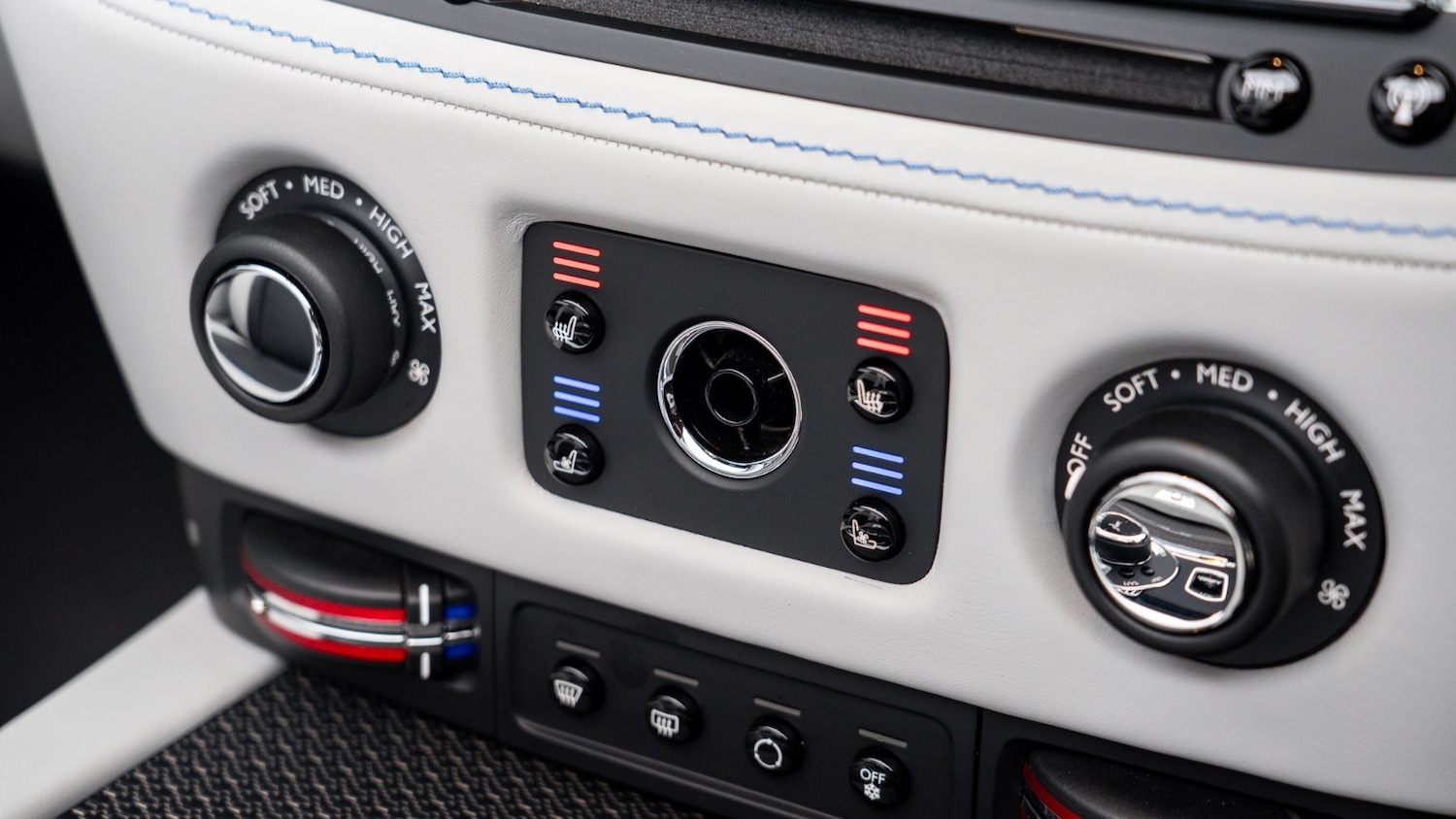 Used Rolls-Royce Silver Dawn 2019 for sale - 76984096: Photo 32