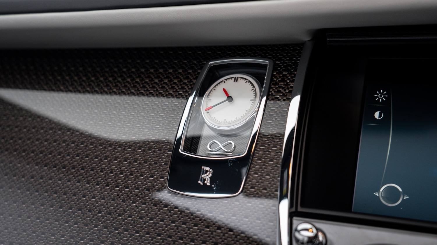 Used Rolls-Royce Silver Dawn 2019 for sale - 76984096: Photo 35