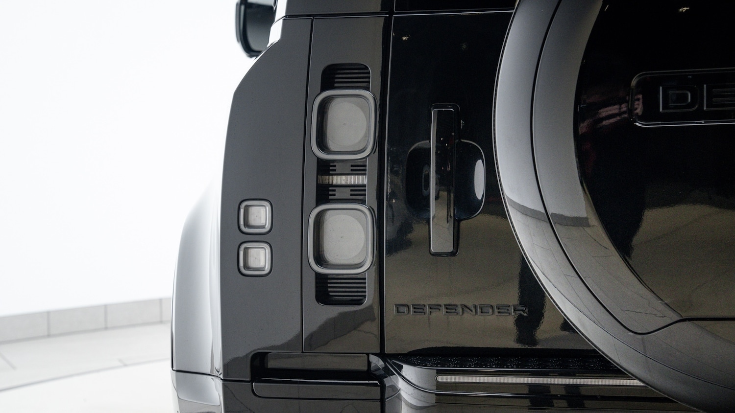 Used Land Rover Defender 2023 for sale - 77106059: Photo 29