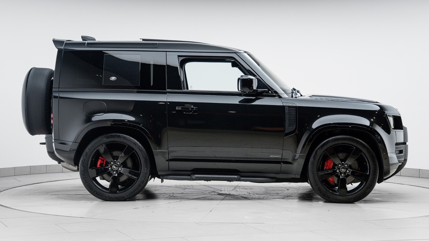 Used Land Rover Defender 2023 for sale - 77106059: Photo 5