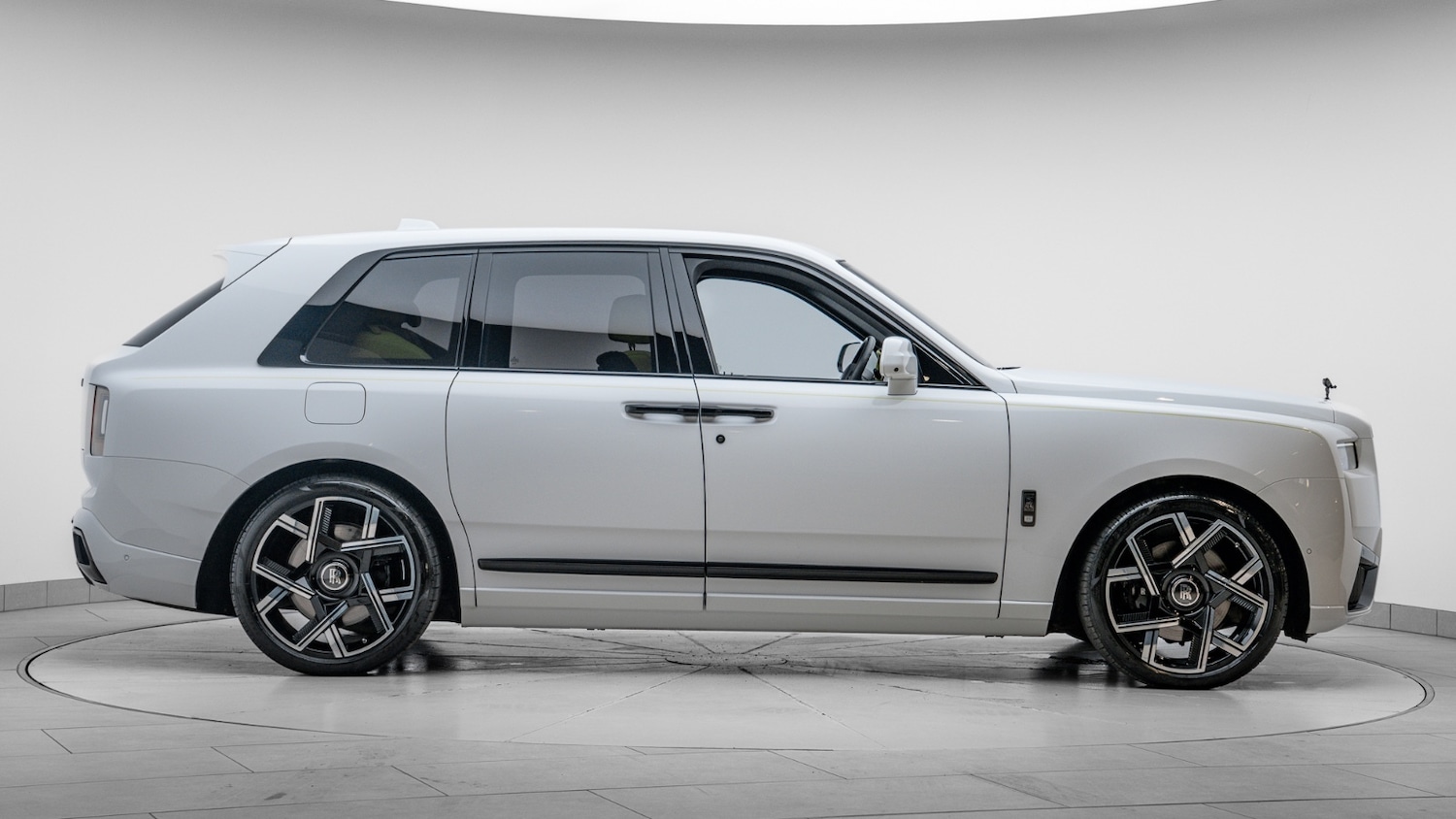 Used Rolls-Royce Cullinan 2024 for sale - 76788171: Photo 10