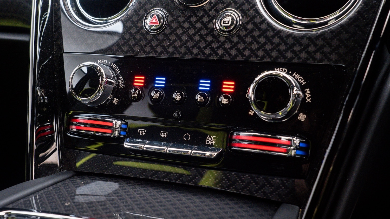 Used Rolls-Royce Cullinan 2024 for sale - 76788171: Photo 32