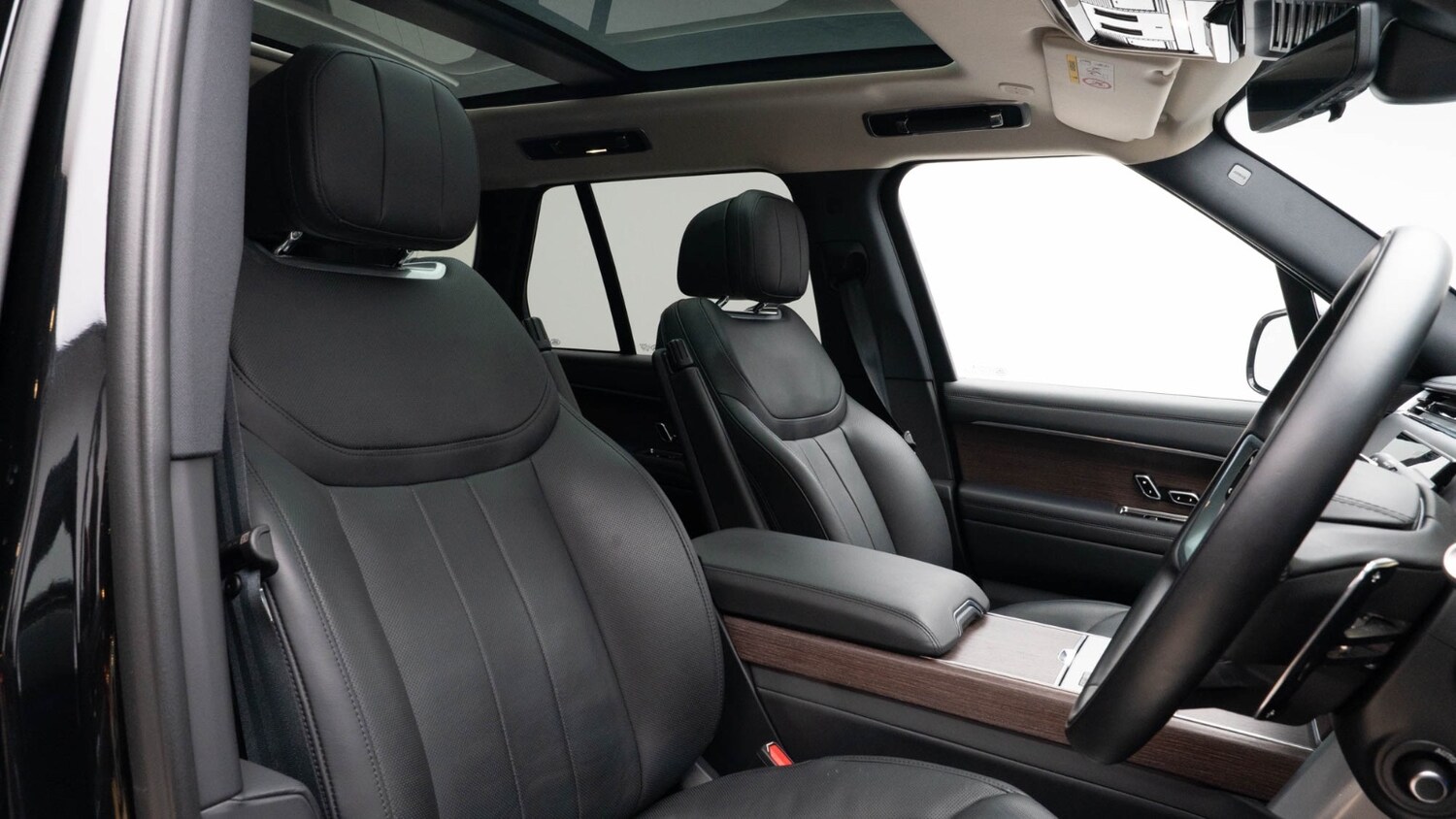 Used Land Rover Range Rover 2024 for sale - 76037832: Photo 3
