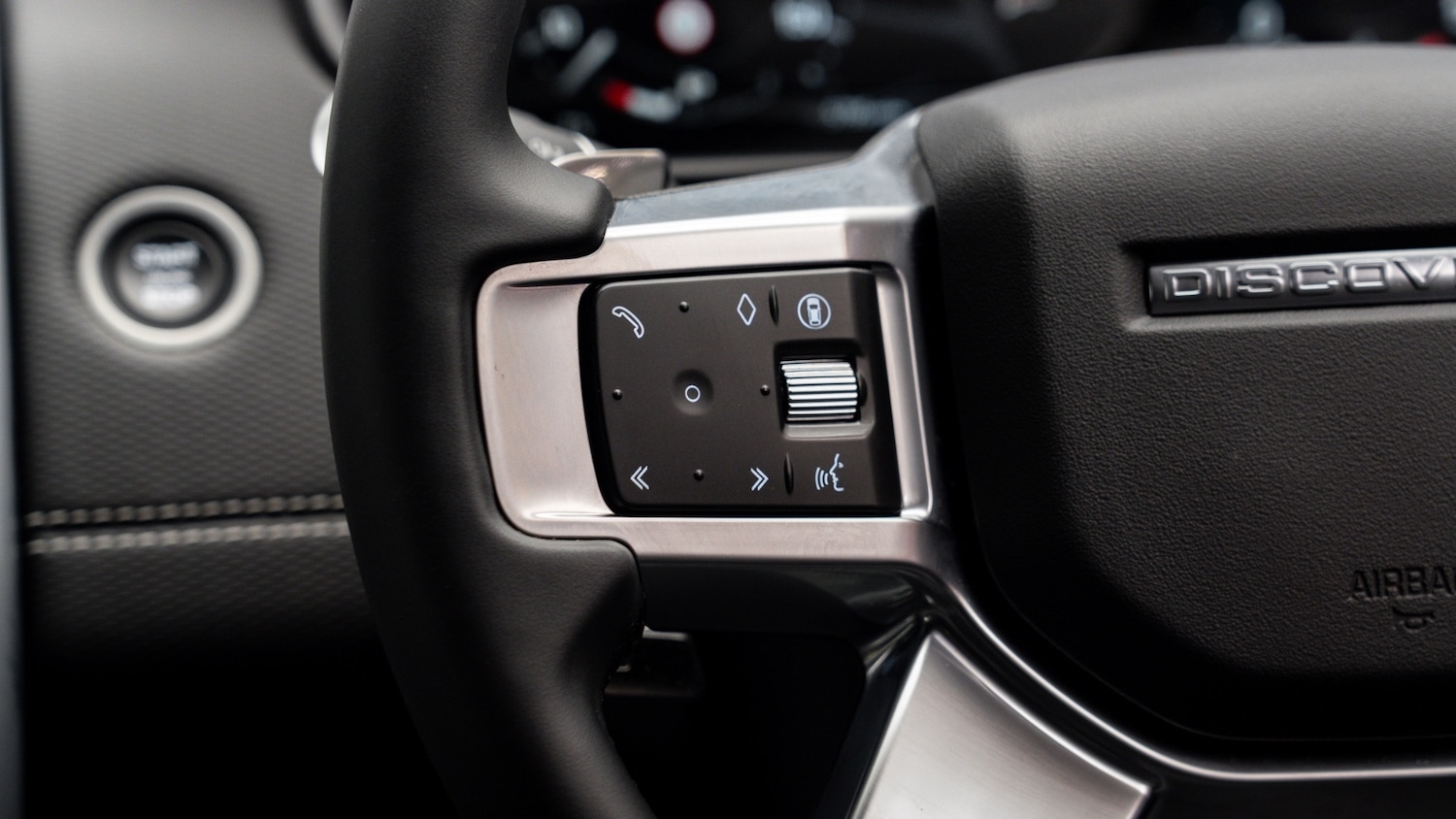 Used Land Rover Discovery 2025 for sale - 78049820: Photo 10