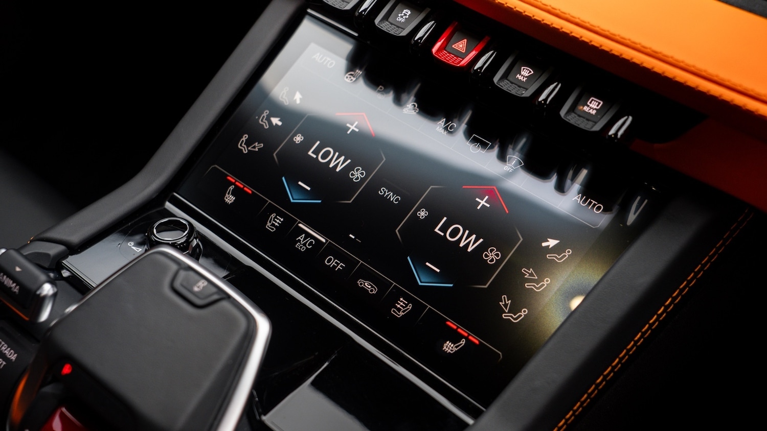 Used Lamborghini Urus 2025 for sale - 77499668: Photo 41