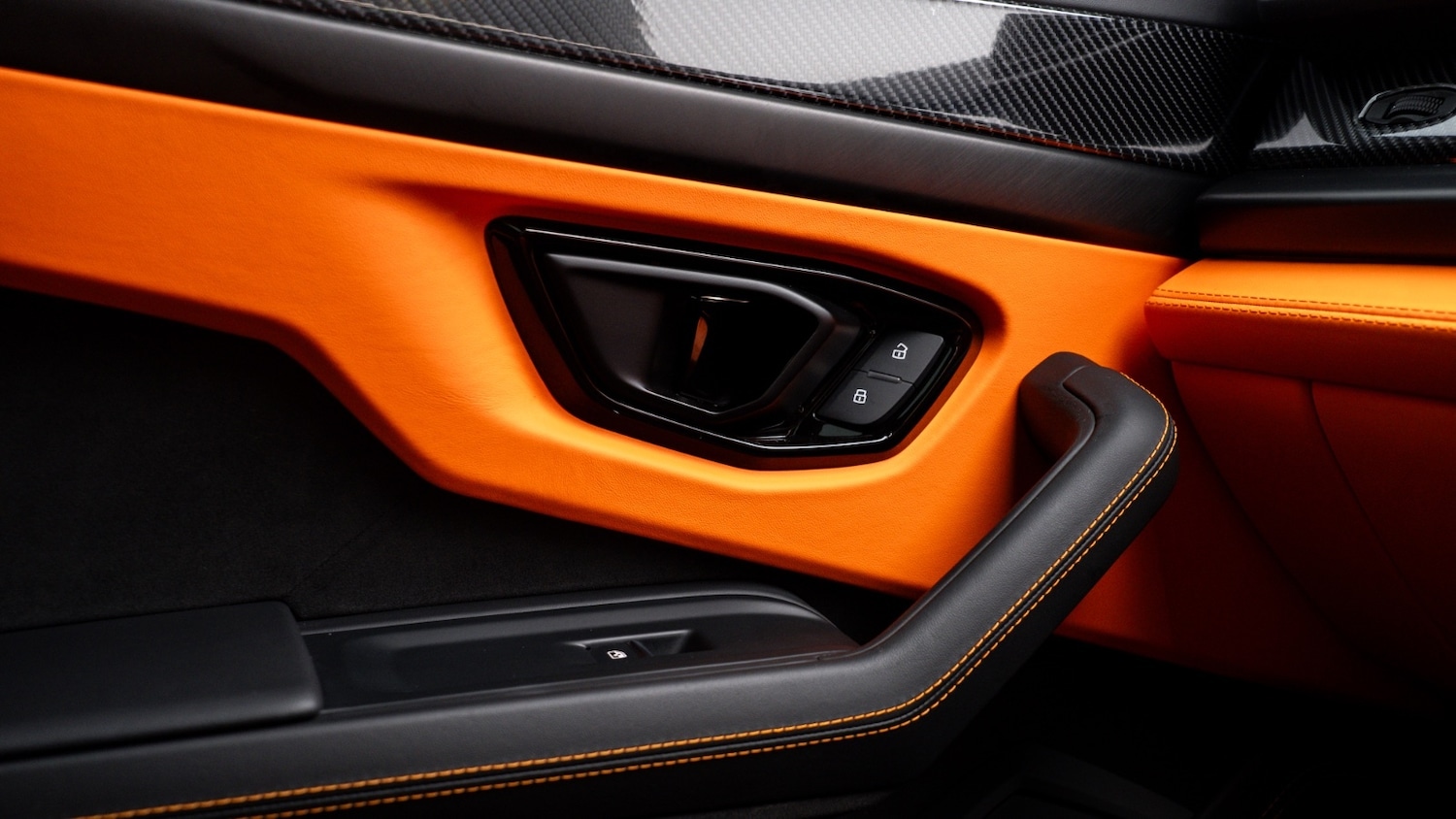 Used Lamborghini Urus 2025 for sale - 77499668: Photo 47