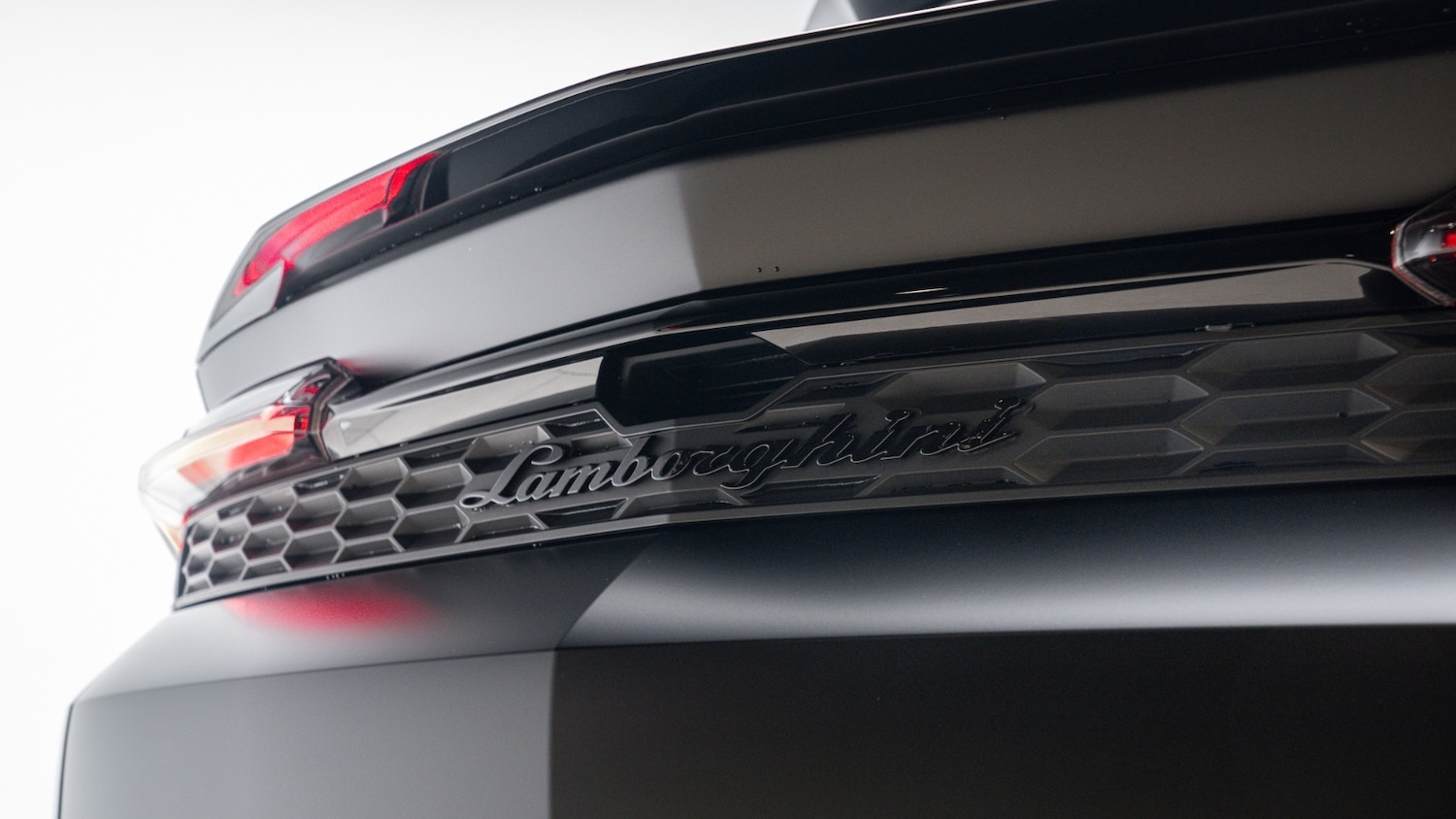 Used Lamborghini Urus 2025 for sale - 77499668: Photo 60