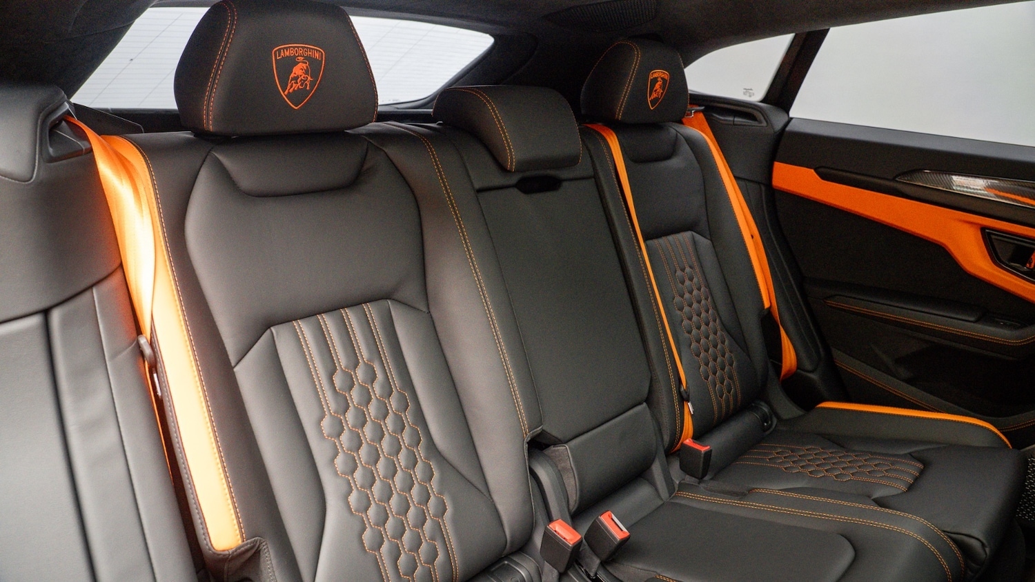 Used Lamborghini Urus 2025 for sale - 77499668: Photo 8