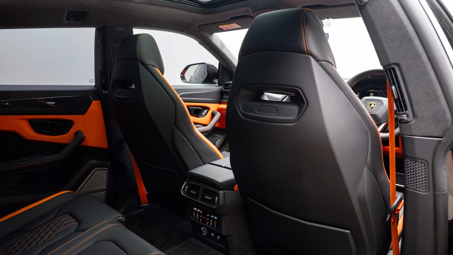 Used Lamborghini Urus 2025 for sale - 77499668: Photo 9