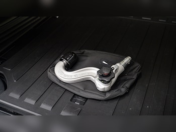 Used Land Rover Defender 2026 for sale - 78027921: Photo