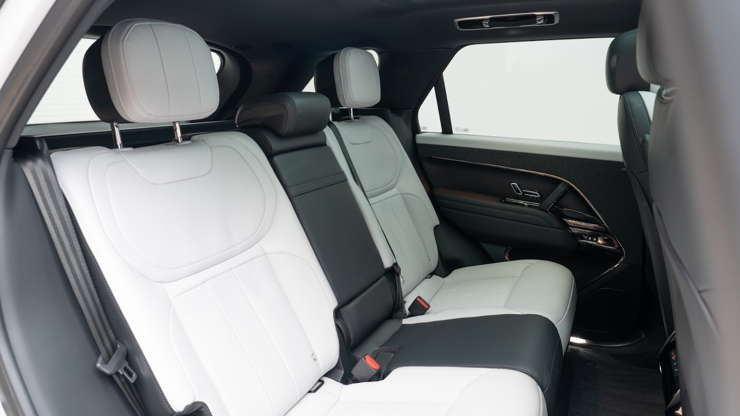 Used Land Rover Range Rover Sport 2024 for sale - 76684063: Photo 16