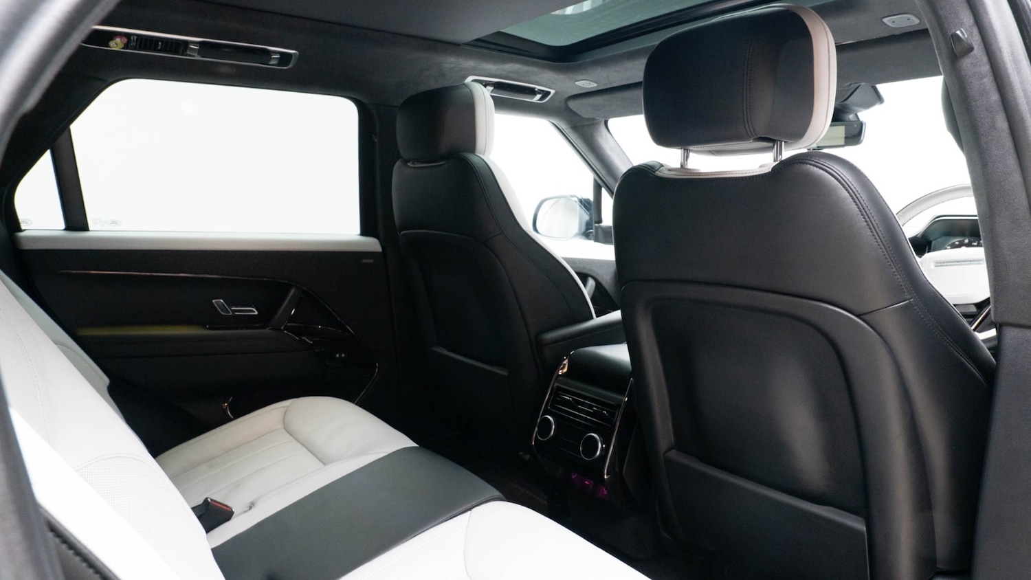 Used Land Rover Range Rover Sport 2023 for sale - 76154862: Photo 16