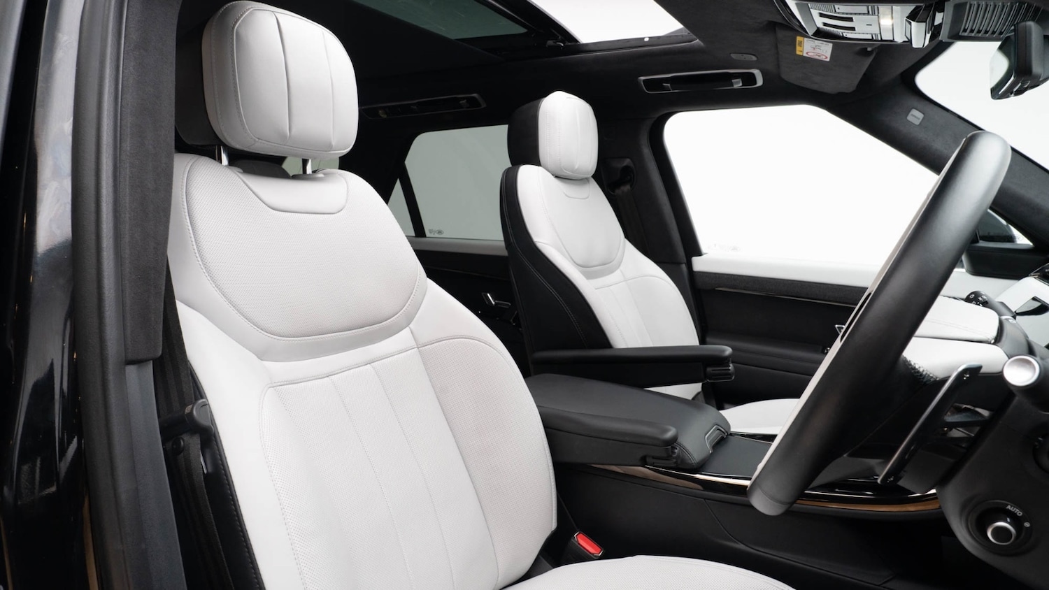 Used Land Rover Range Rover Sport 2023 for sale - 76154862: Photo 3