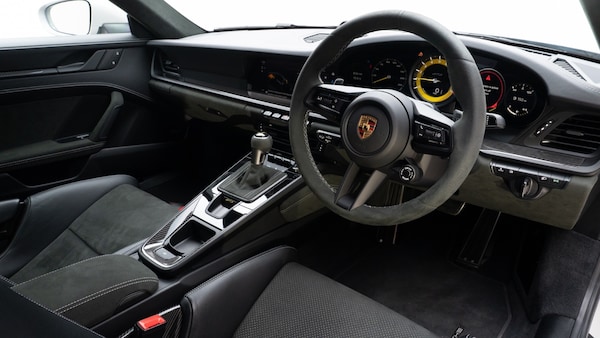 Used Porsche 911 2023 for sale - 76321981: Photo 2