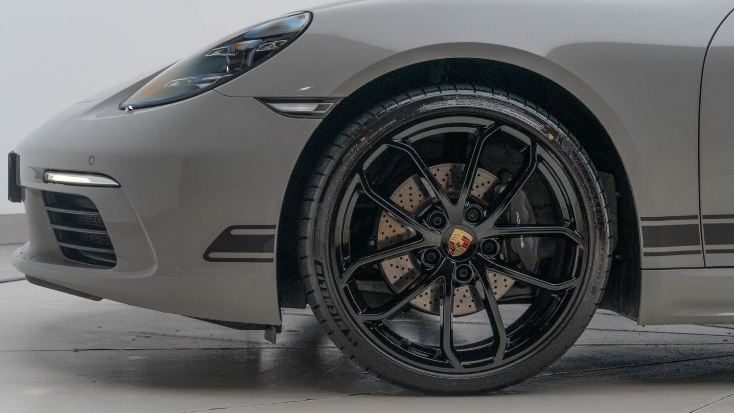 Used Porsche Other 2025 for sale - 76717311: Photo 12