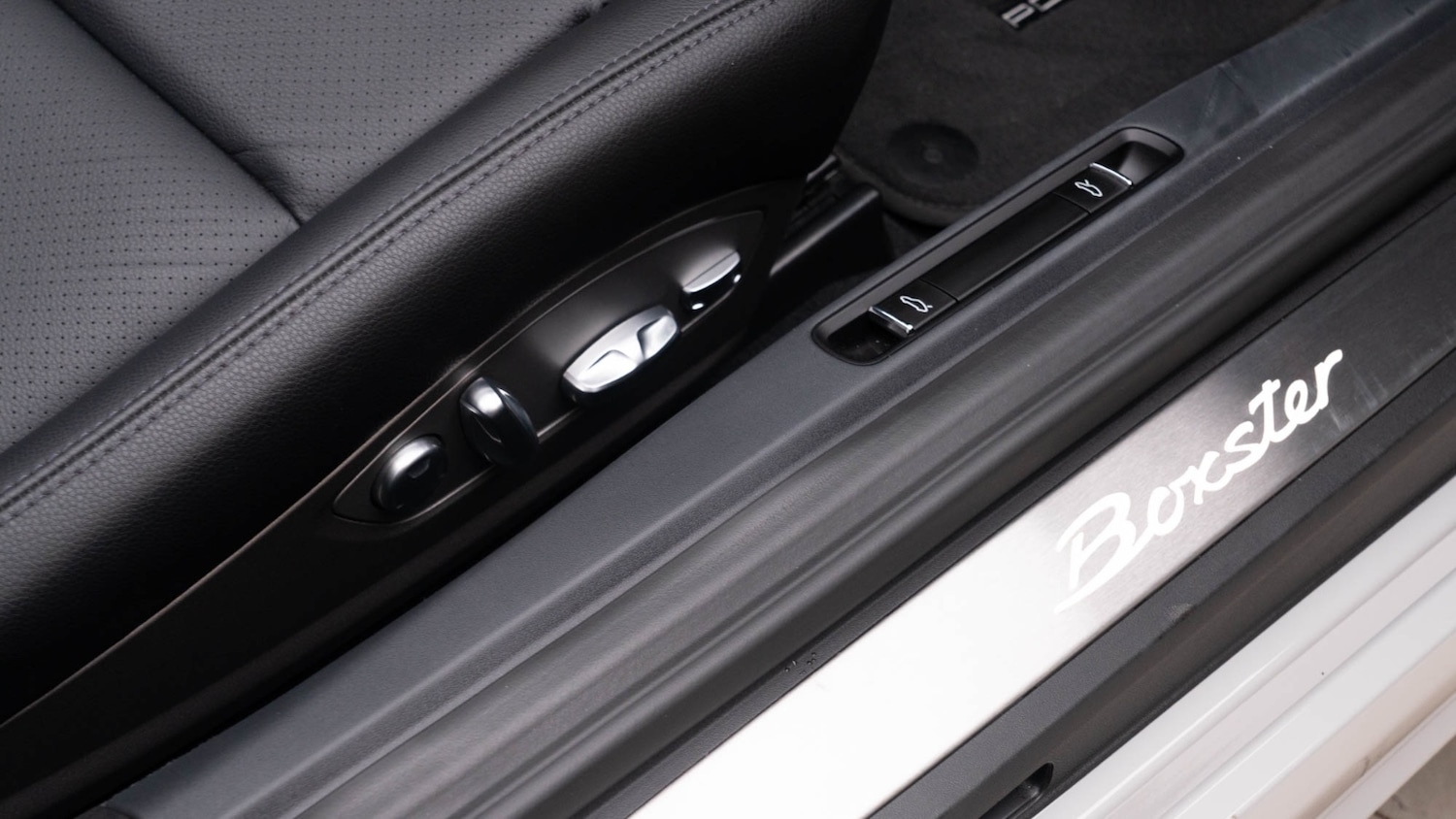 Used Porsche Other 2025 for sale - 76717311: Photo 18