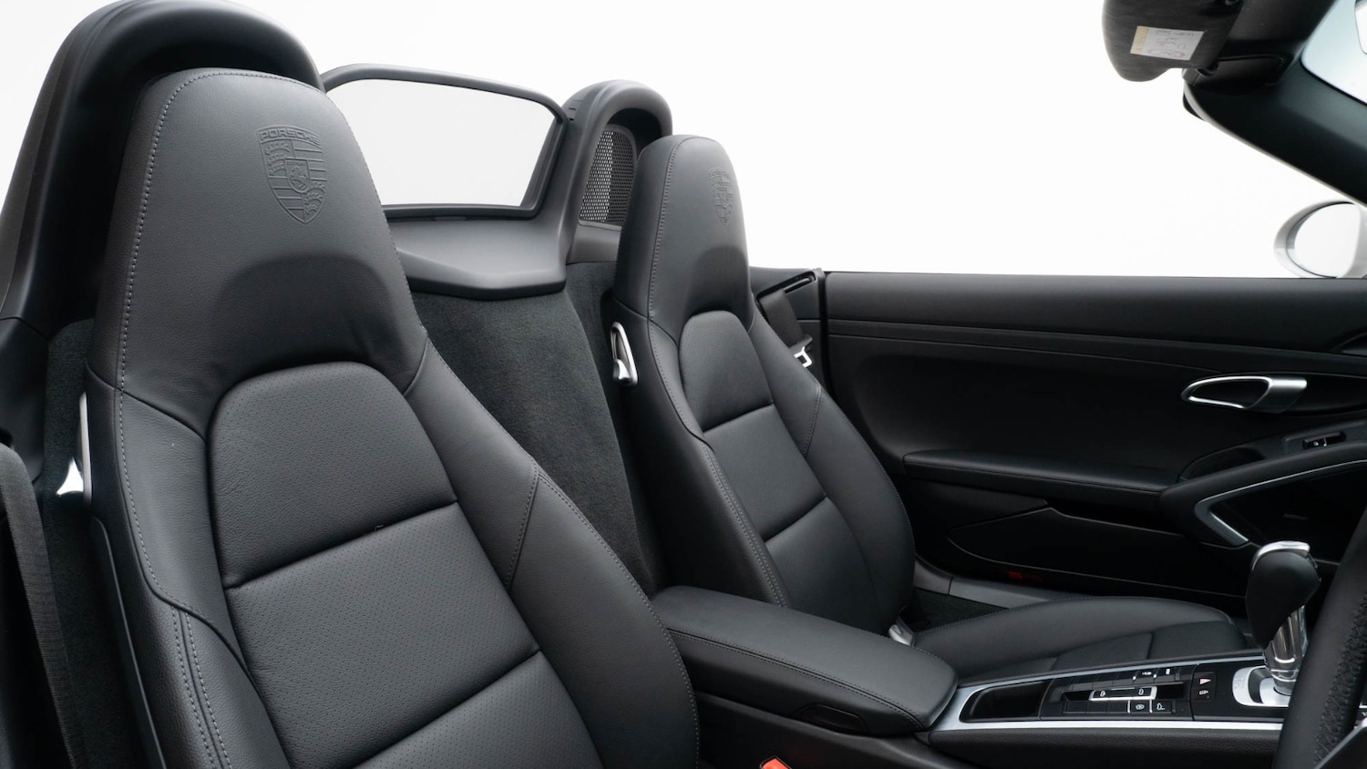 Used Porsche Other 2025 for sale - 76717311: Photo 3