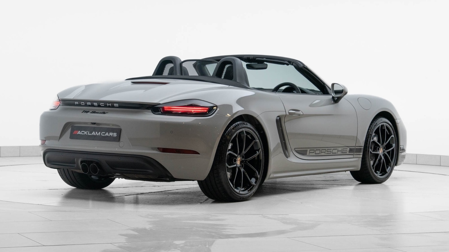 Used Porsche Other 2025 for sale - 76717311: Photo 8