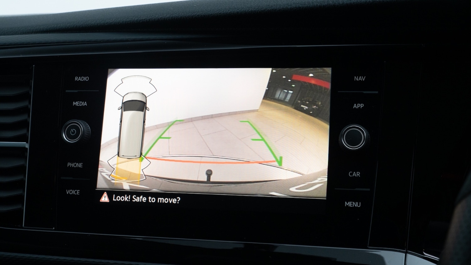 Used Volkswagen Transporter 2023 for sale - 77678835: Photo 24