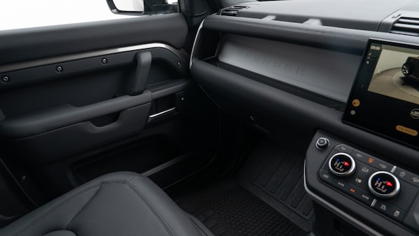 Used Land Rover Defender 2025 for sale - 75828878: Photo 25