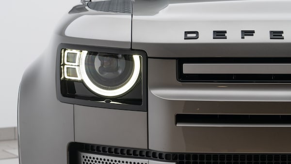 Used Land Rover Defender 2025 for sale - 75828878: Photo 8