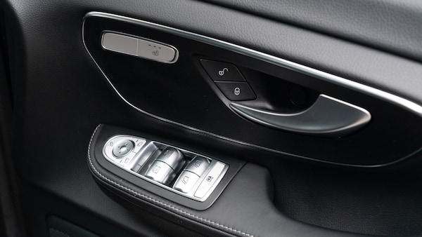 Used Mercedes-Benz V-Class 2023 for sale - 76289956: Photo 19
