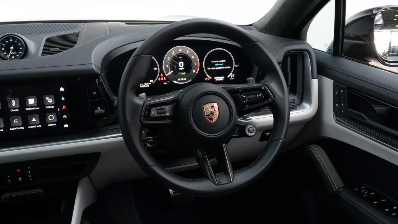 Used Porsche Cayenne 2024 for sale - 76766112: Photo 33