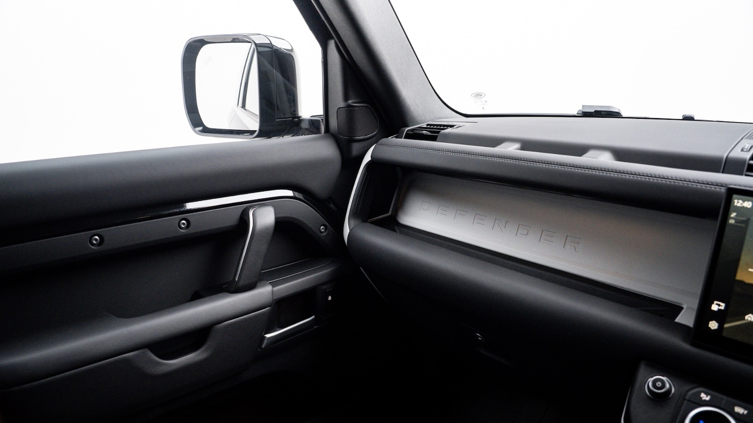 Used Land Rover Defender 2025 for sale - 76966487: Photo 22