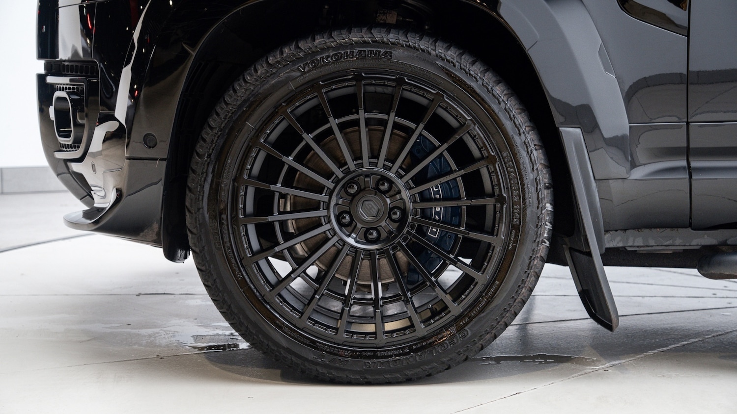 Used Land Rover Defender 2025 for sale - 76966487: Photo 9