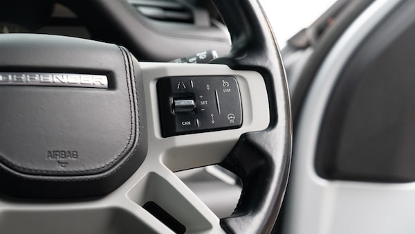 Used Land Rover Defender 2022 for sale - 75625442: Photo 25