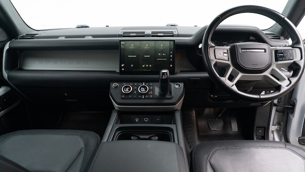 Used Land Rover Defender 2022 for sale - 75625442: Photo 2
