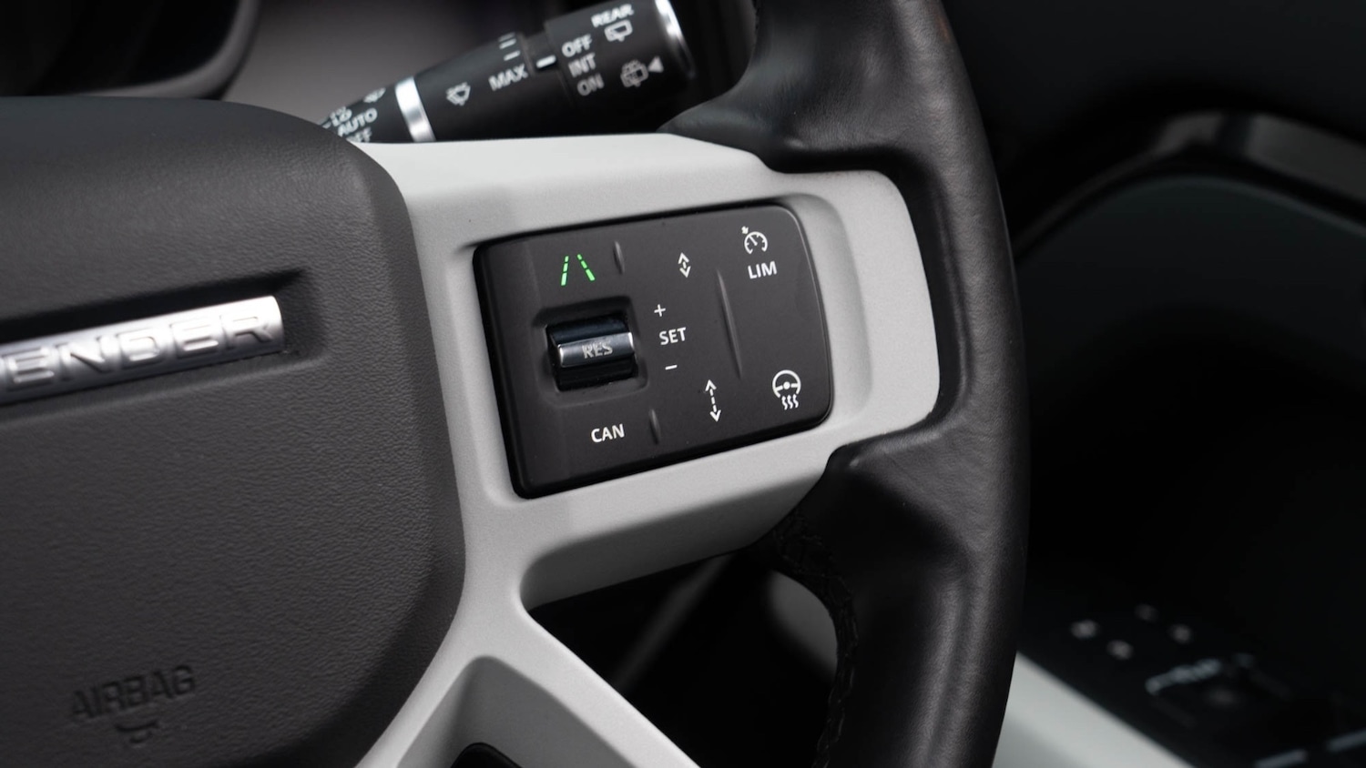 Used Land Rover Defender 2024 for sale - 76709516: Photo 21