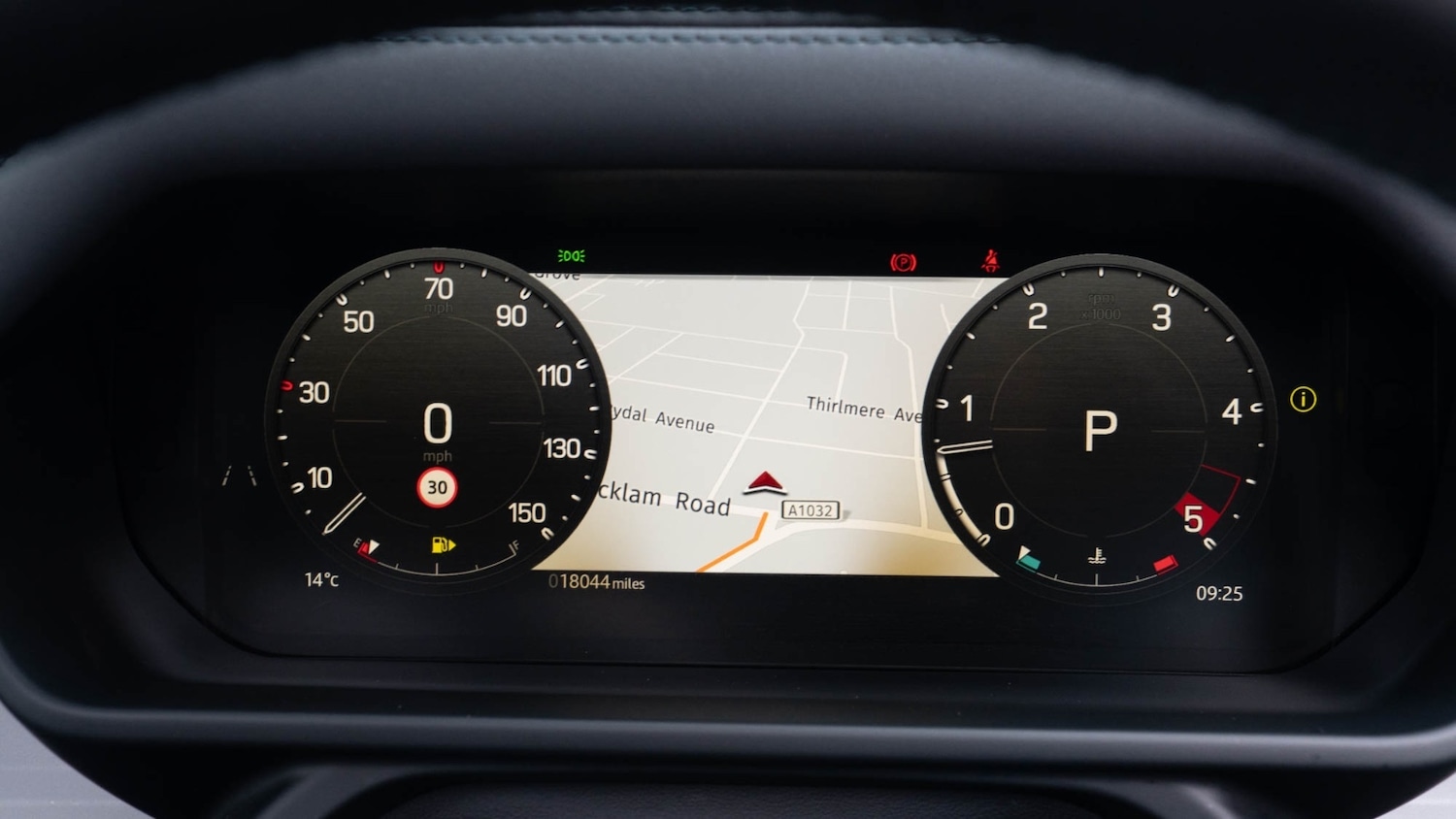 Used Land Rover Defender 2024 for sale - 76709516: Photo 27