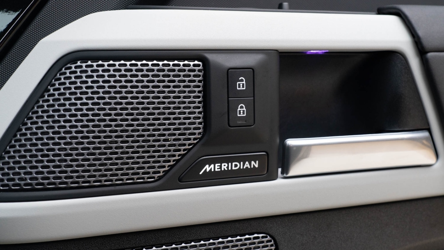 Used Land Rover Defender 2024 for sale - 76709516: Photo 29