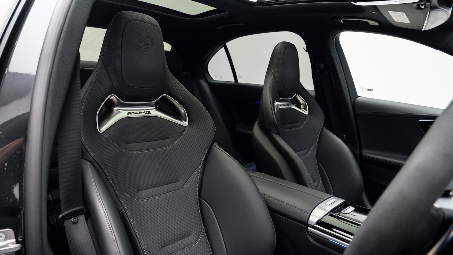 Used Mercedes-Benz C Class 2024 for sale - 77988454: Photo 3