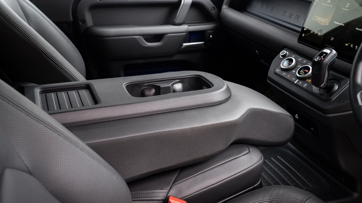 Used Land Rover Defender 2025 for sale - 77885453: Photo 14