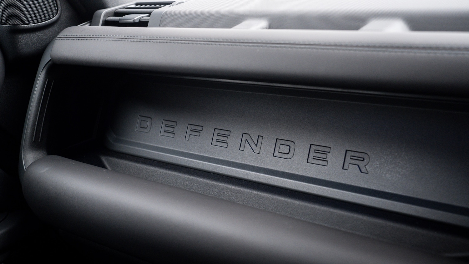 Used Land Rover Defender 2025 for sale - 77885453: Photo 27