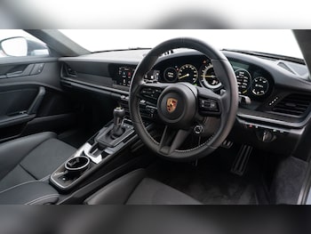 Used Porsche 911 2023 for sale - 76241642: Photo 2