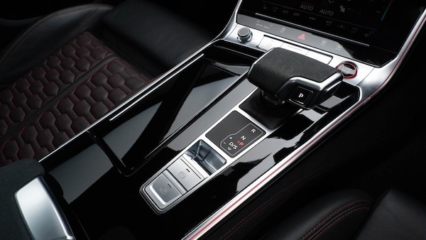 Used Audi RS6 2024 for sale - 76233974: Photo 24
