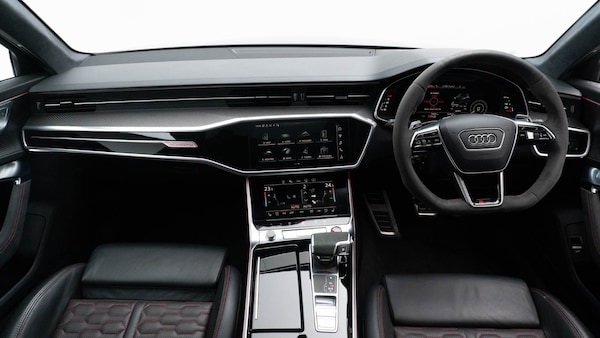 Used Audi RS6 2024 for sale - 76233974: Photo 2