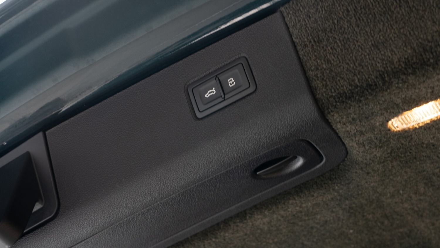Used Bentley Bentayga 2022 for sale - 75984878: Photo 14
