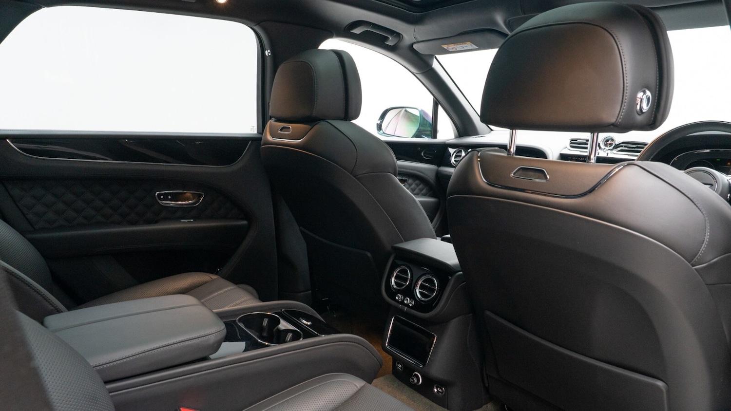Used Bentley Bentayga 2022 for sale - 75984878: Photo 15