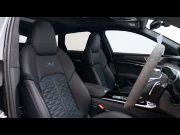 Used Audi RS6 2023 for sale - 75336721: Photo