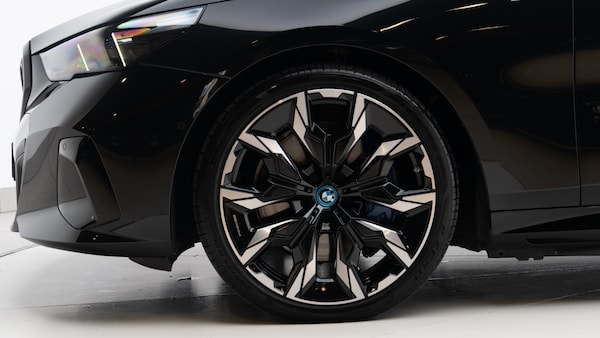 Used BMW i5 2024 for sale - 76100062: Photo 10