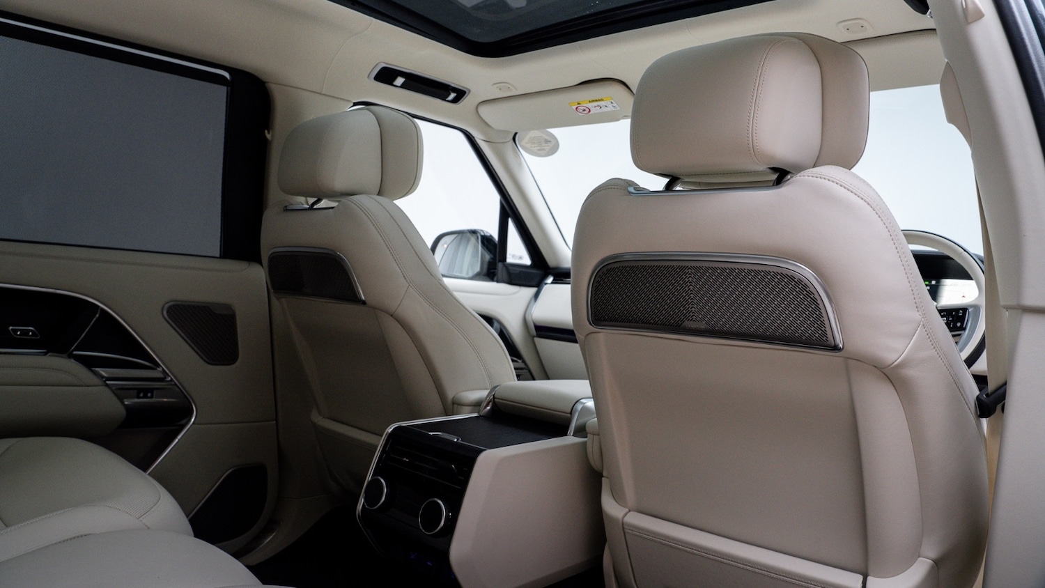 Used Land Rover Range Rover 2025 for sale - 76780265: Photo 14