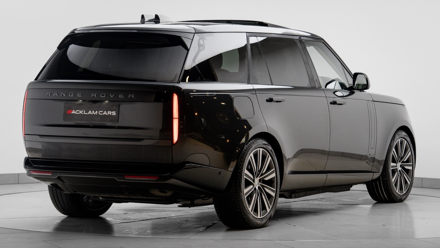 Used Land Rover Range Rover 2025 for sale - 76780265: Photo 8