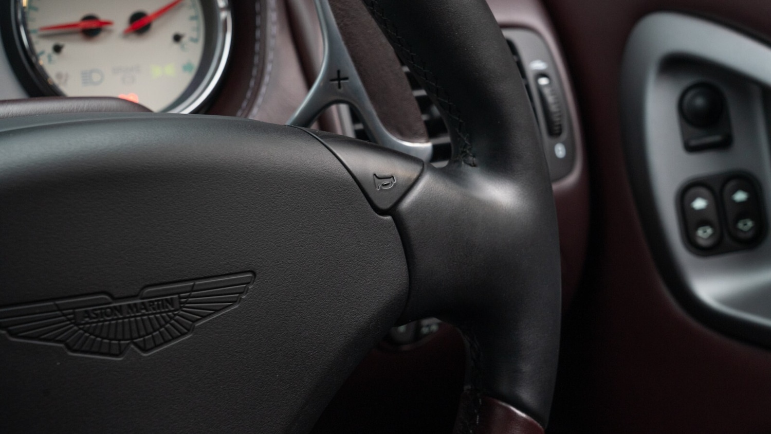 Used Aston Martin Vanquish 2007 for sale - 77401407: Photo 23